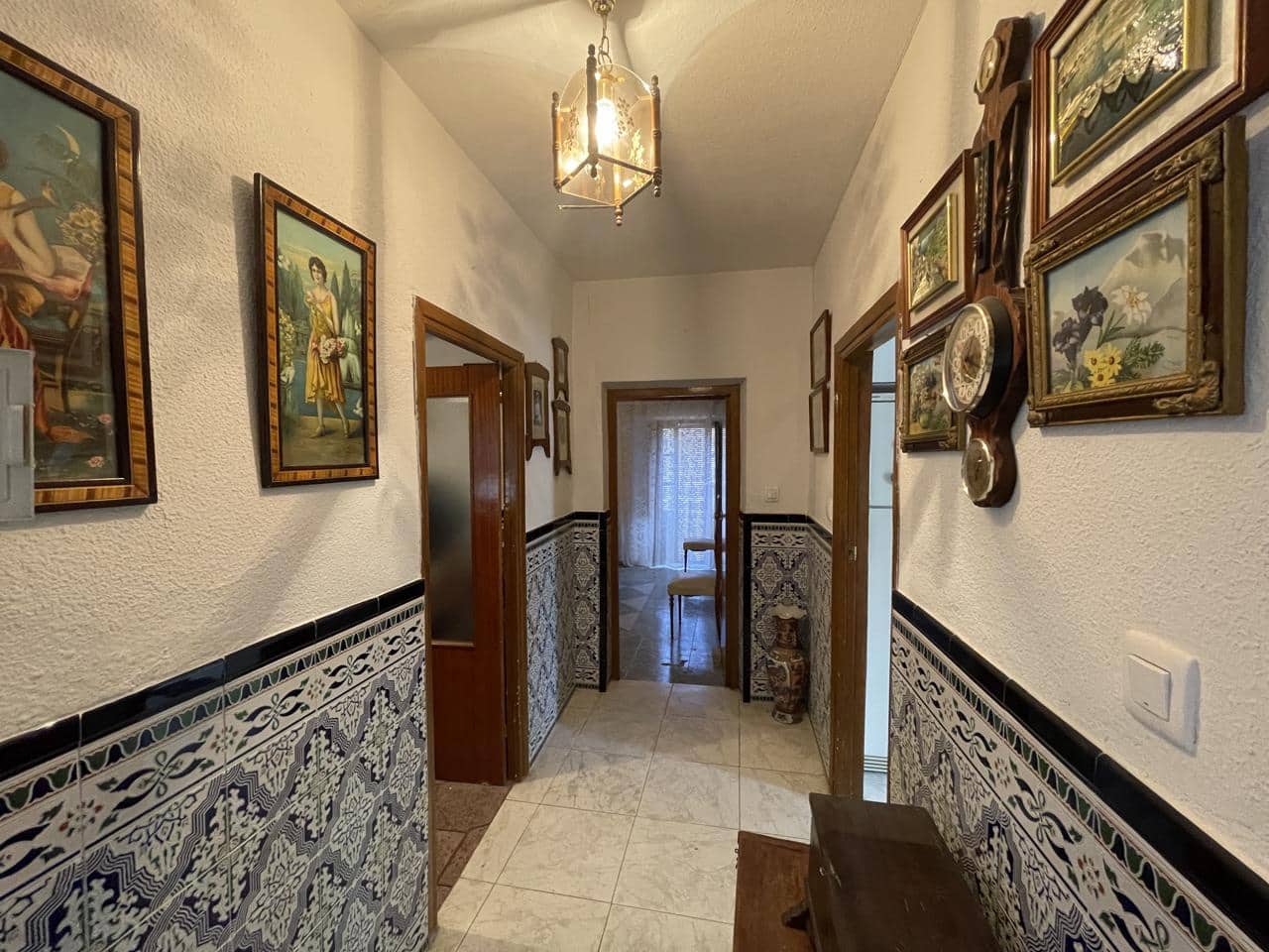 Chalet de 4 habitaciones en Moclín en venta con garaje - 78.000 € (Ref: 6963759)