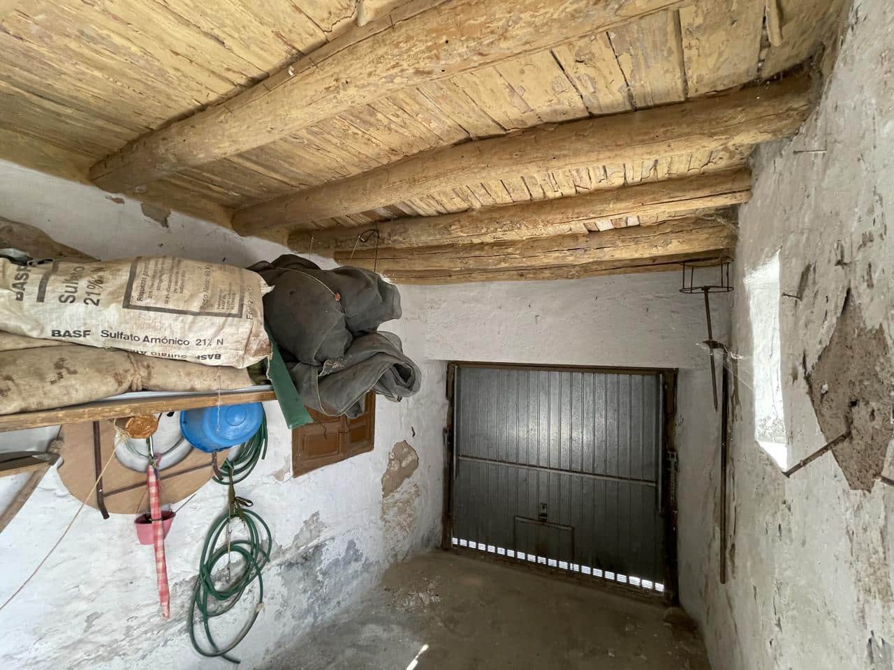 Chalet de 4 habitaciones en Moclín en venta con garaje - 78.000 € (Ref: 6963759)