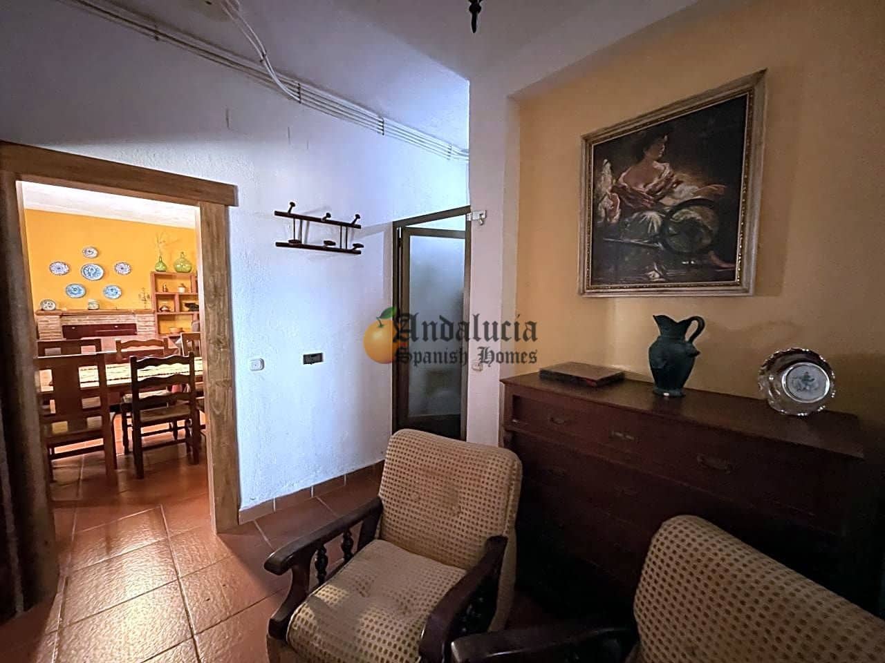 4 soveværelse Villa til salg i Montefrio med swimmingpool garage - € 300.000 (Ref: 7394013)