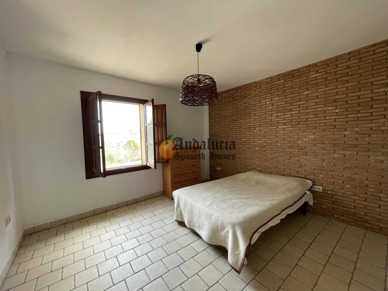 6 soveværelse Villa til salg i Illora med swimmingpool garage - € 250.000 (Ref: 7402079)