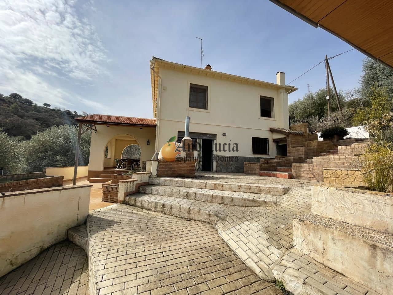 6 soveværelse Villa til salg i Illora med swimmingpool garage - € 250.000 (Ref: 7402079)