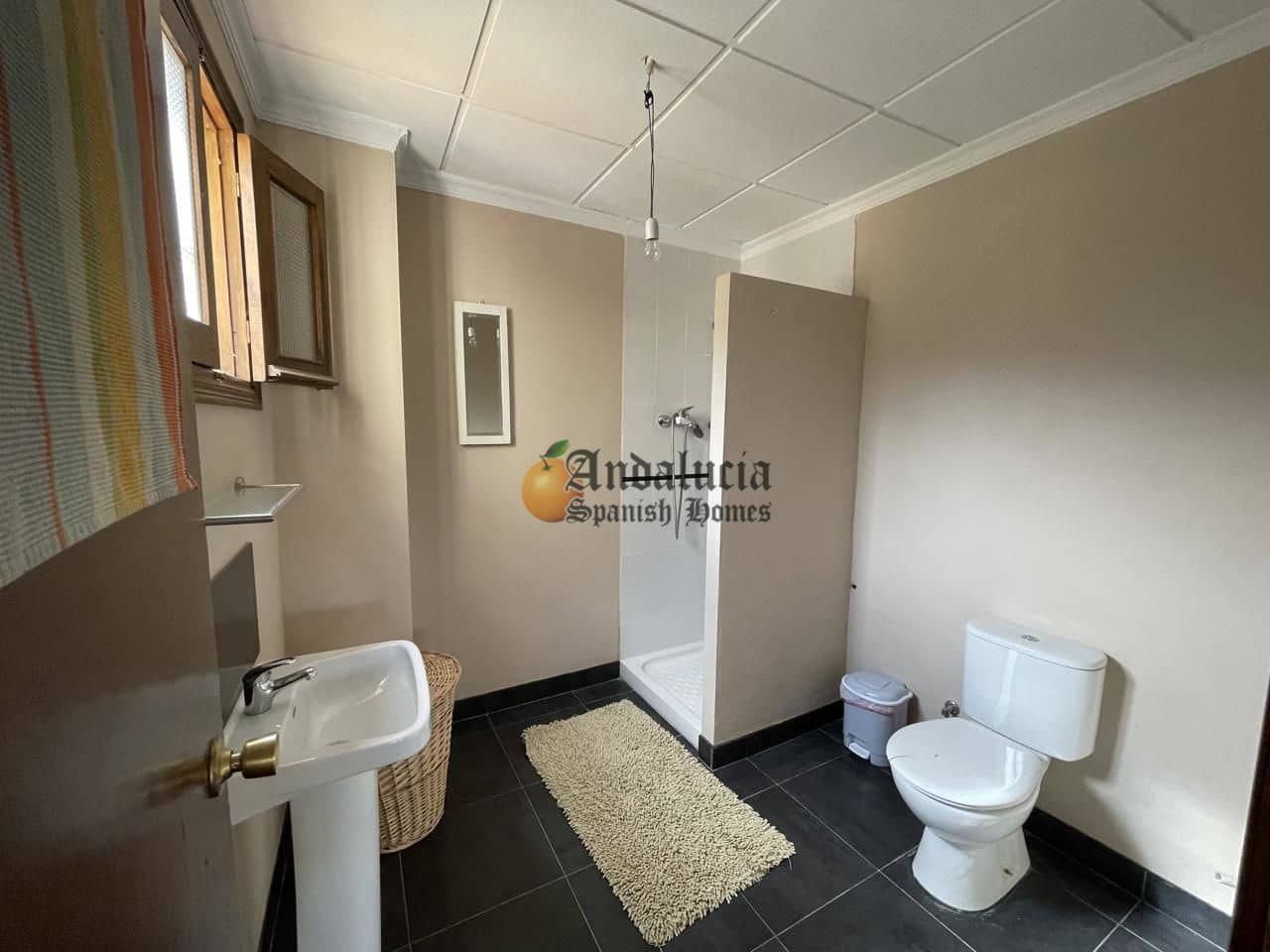 6 soveværelse Villa til salg i Illora med swimmingpool garage - € 250.000 (Ref: 7402079)