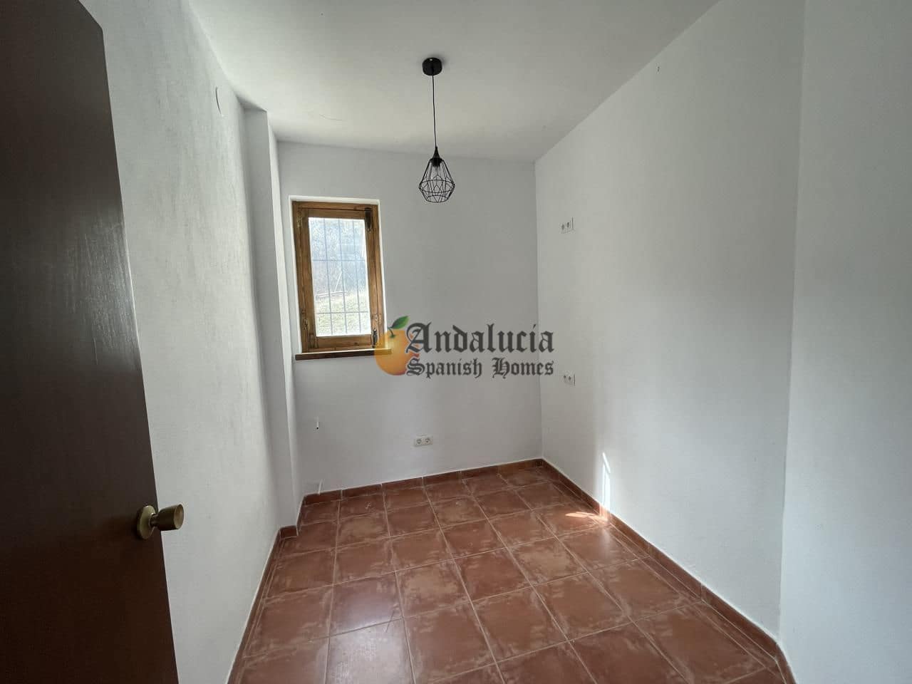 6 soveværelse Villa til salg i Illora med swimmingpool garage - € 250.000 (Ref: 7402079)