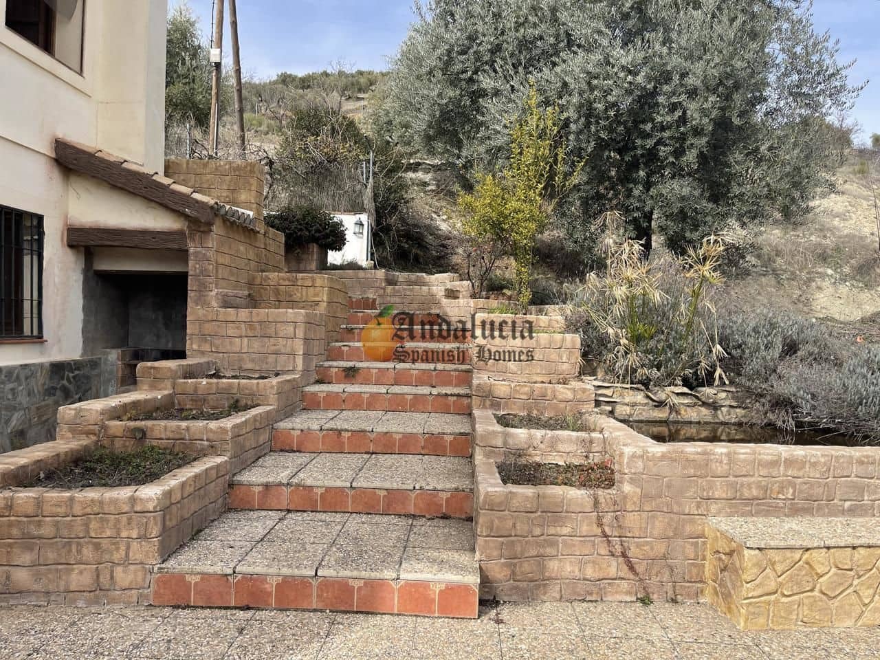 6 soveværelse Villa til salg i Illora med swimmingpool garage - € 250.000 (Ref: 7402079)