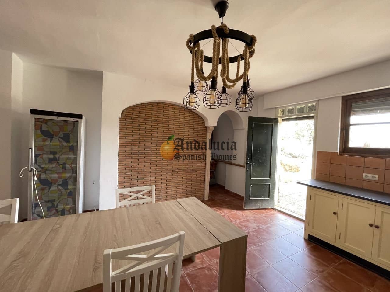 6 soveværelse Villa til salg i Illora med swimmingpool garage - € 250.000 (Ref: 7402079)