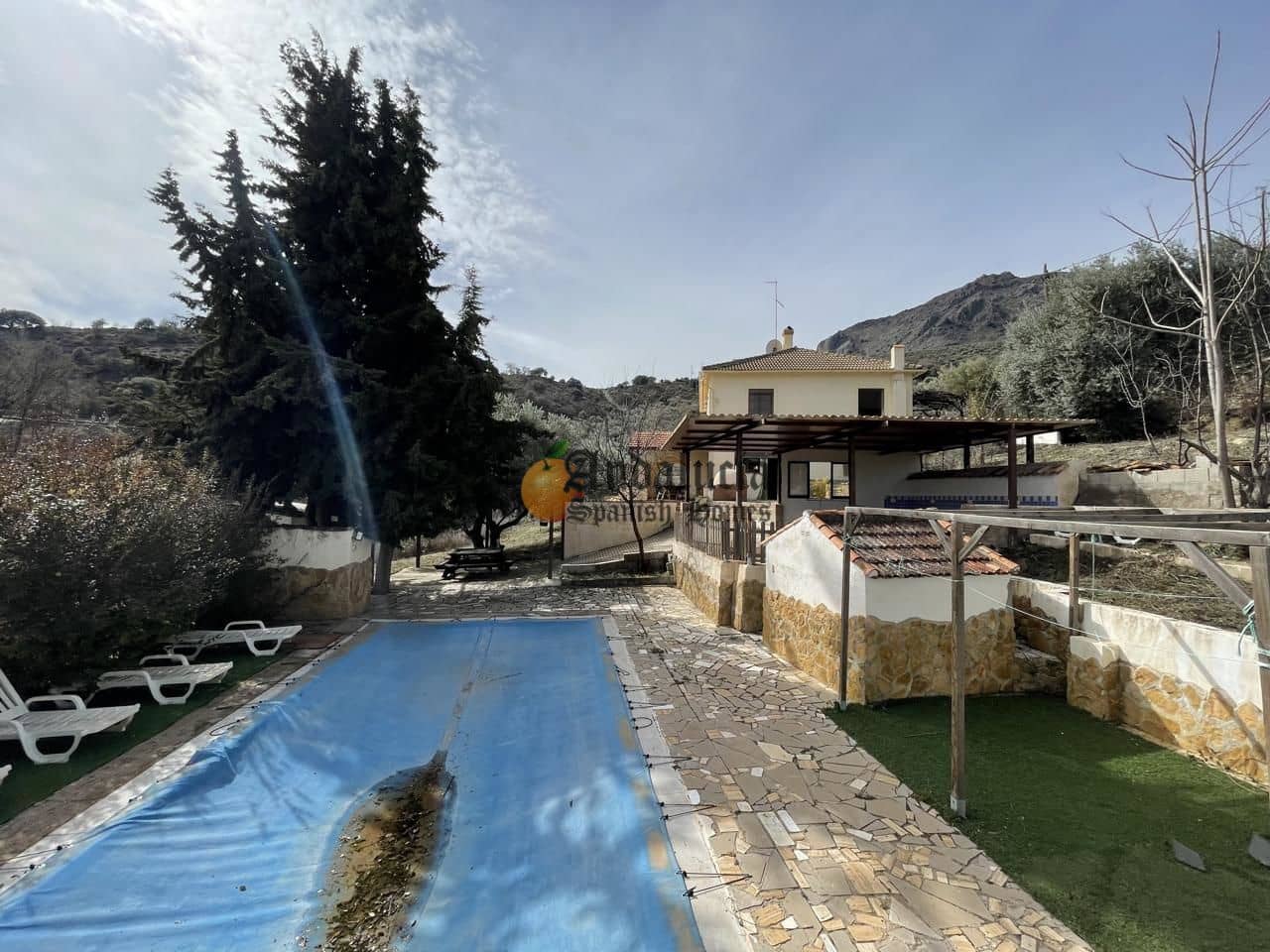 6 soveværelse Villa til salg i Illora med swimmingpool garage - € 250.000 (Ref: 7402079)