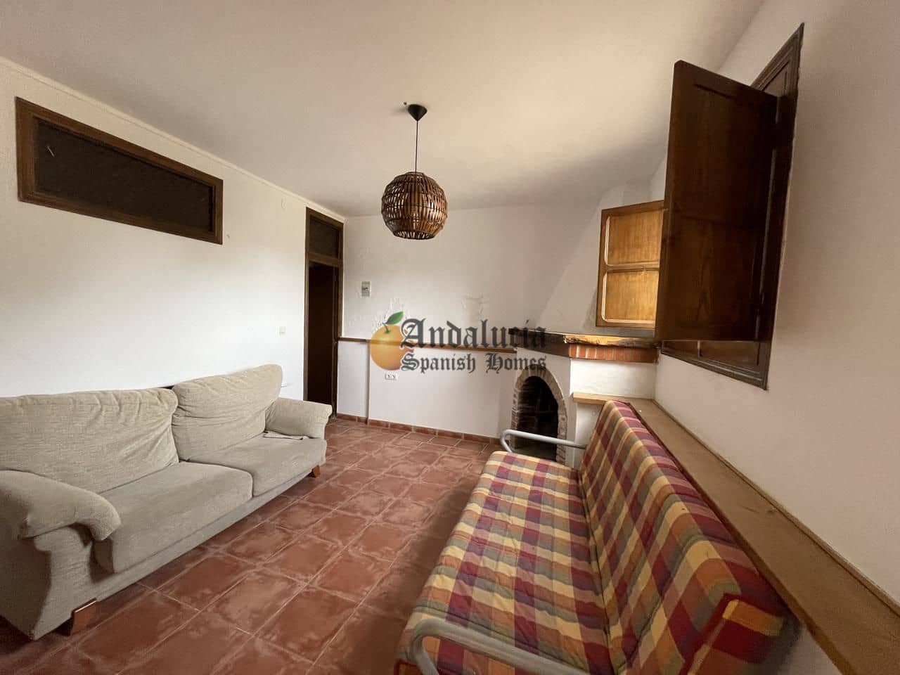 6 soveværelse Villa til salg i Illora med swimmingpool garage - € 250.000 (Ref: 7402079)