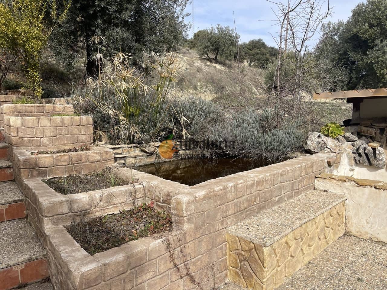 6 soveværelse Villa til salg i Illora med swimmingpool garage - € 250.000 (Ref: 7402079)