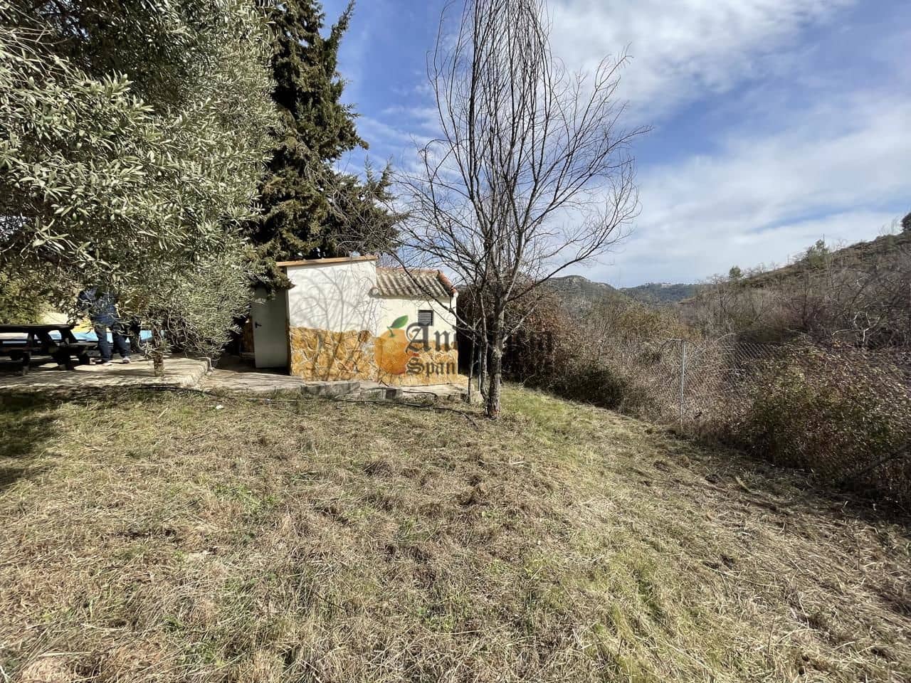 6 soveværelse Villa til salg i Illora med swimmingpool garage - € 250.000 (Ref: 7402079)