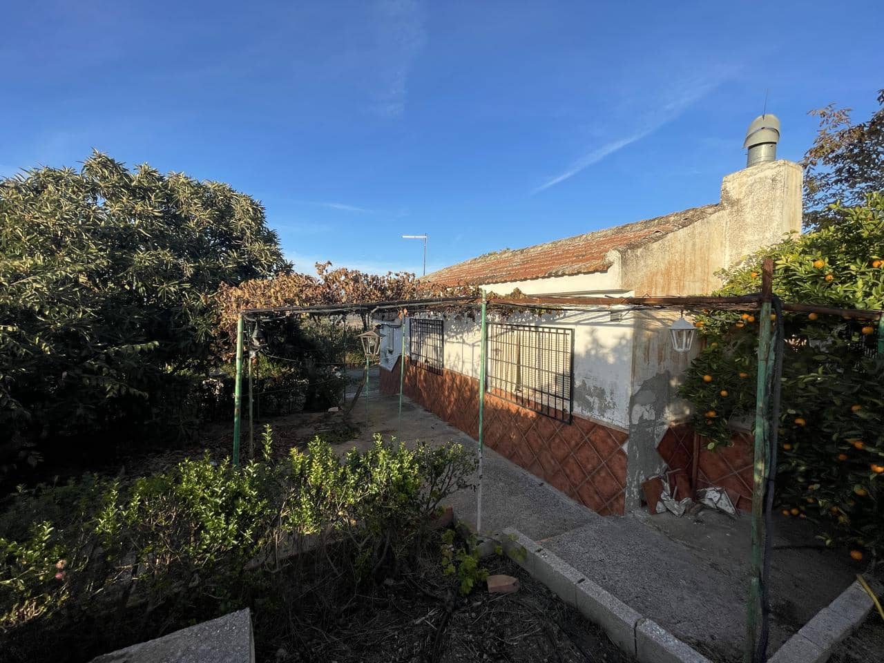 Chalet de 2 habitaciones en Moraleda de Zafayona en venta con piscina - 85.000 € (Ref: 7897327)