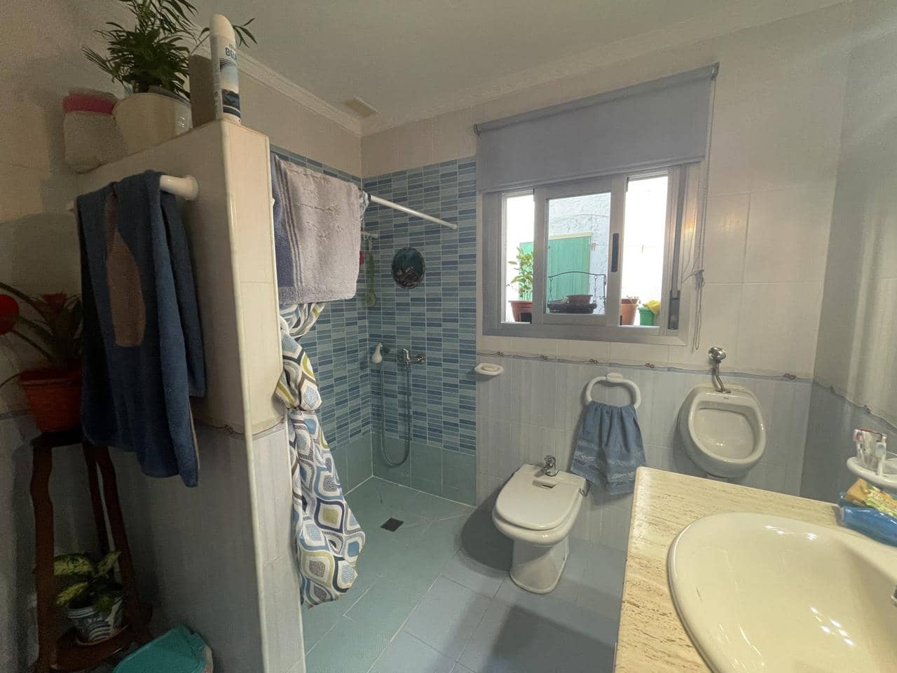 4 bedroom Villa for sale in Moraleda de Zafayona - € 105,000 (Ref: 8148880)