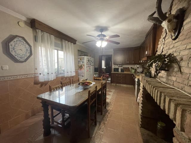 4 soveværelse Villa til salg i Moraleda de Zafayona - € 105.000 (Ref: 8148880)