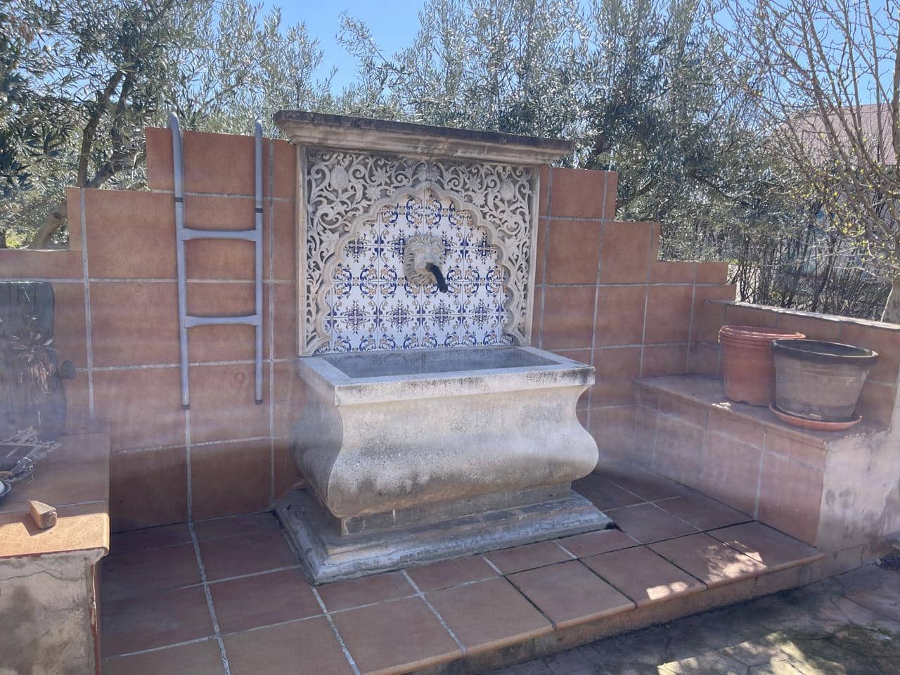 4 bedroom Villa for sale in Moraleda de Zafayona with pool garage - € 250,000 (Ref: 8166312)