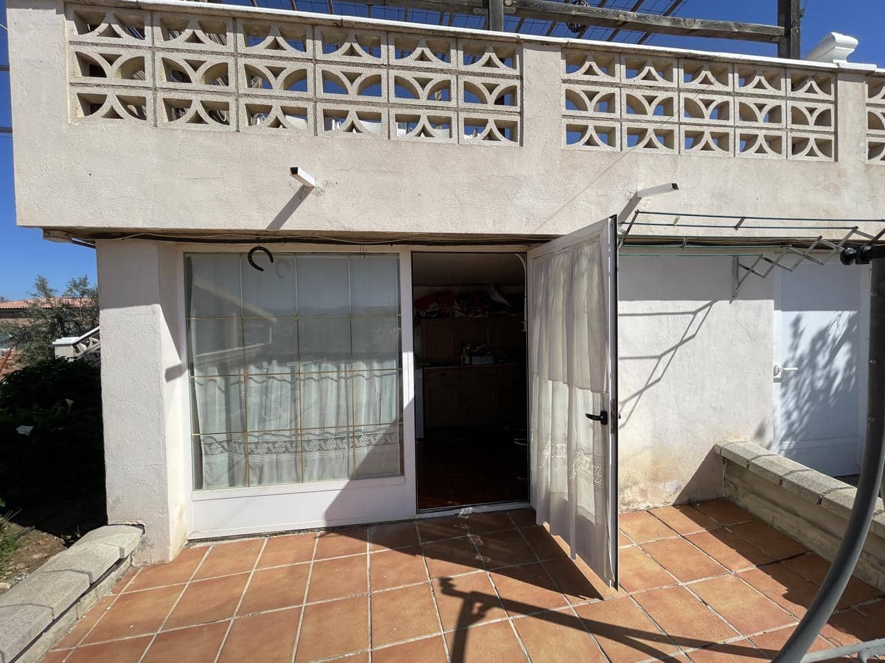 4 bedroom Villa for sale in Moraleda de Zafayona with pool garage - € 250,000 (Ref: 8166312)