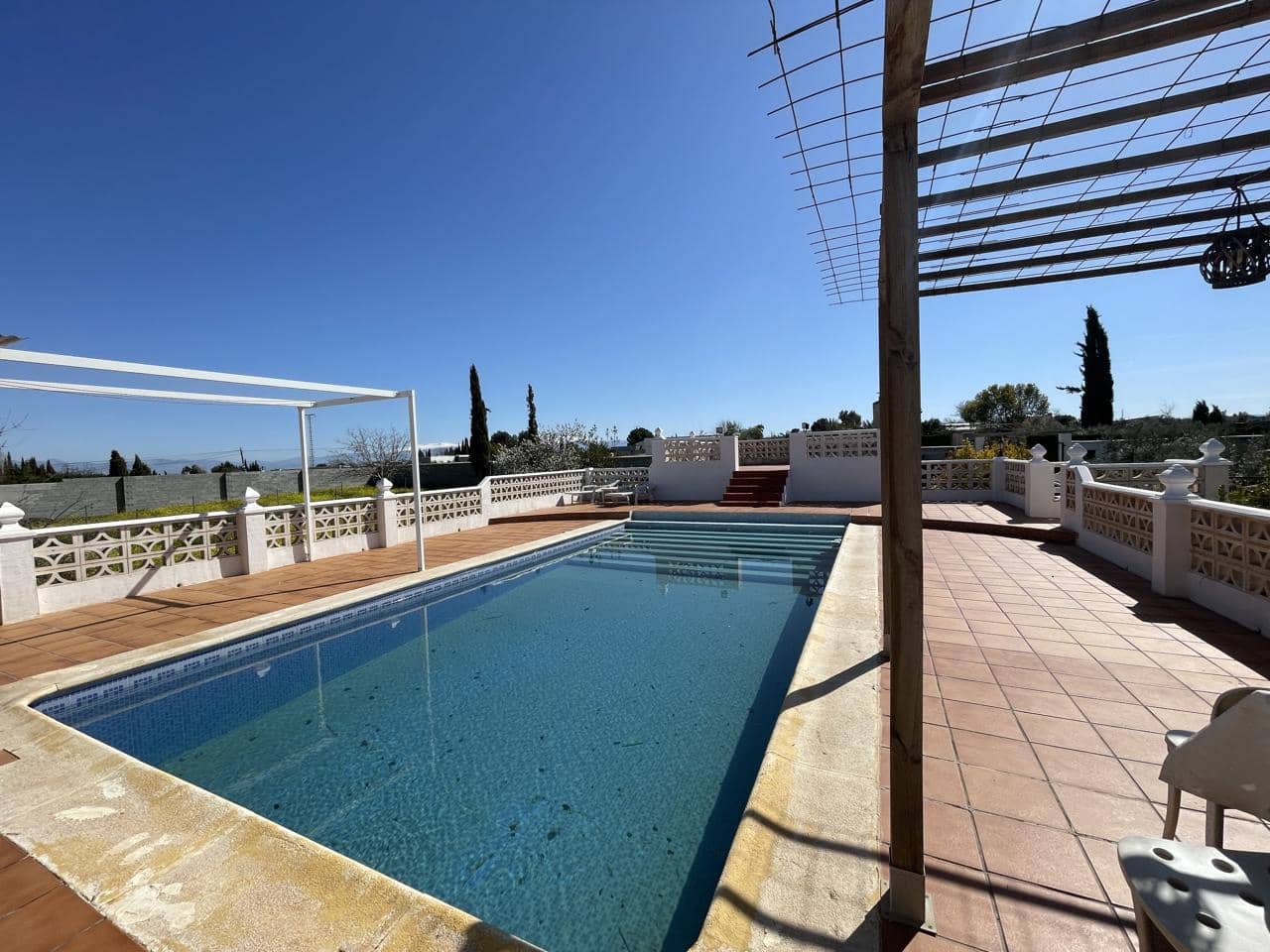 4 bedroom Villa for sale in Moraleda de Zafayona with pool garage - € 250,000 (Ref: 8166312)