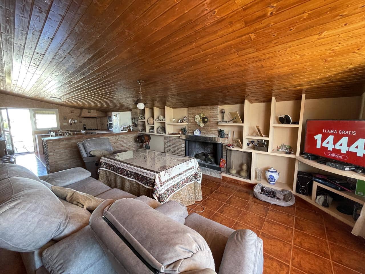 4 bedroom Villa for sale in Moraleda de Zafayona with pool garage - € 250,000 (Ref: 8166312)