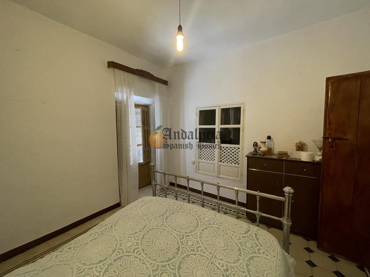 4 soverom Villa til salgs i Tocon med garasje - € 78 000 (Ref: 8167325)