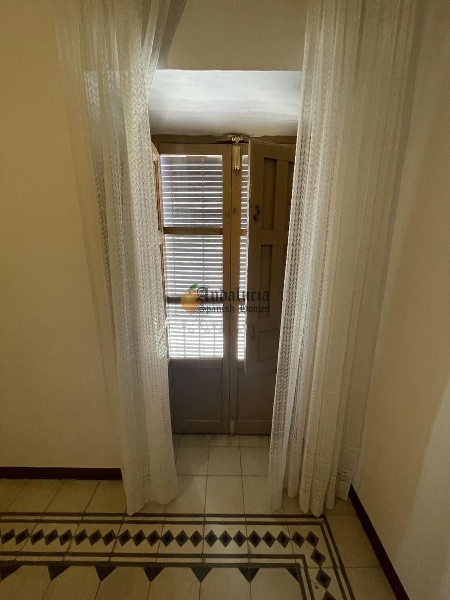 4 soverom Villa til salgs i Tocon med garasje - € 78 000 (Ref: 8167325)