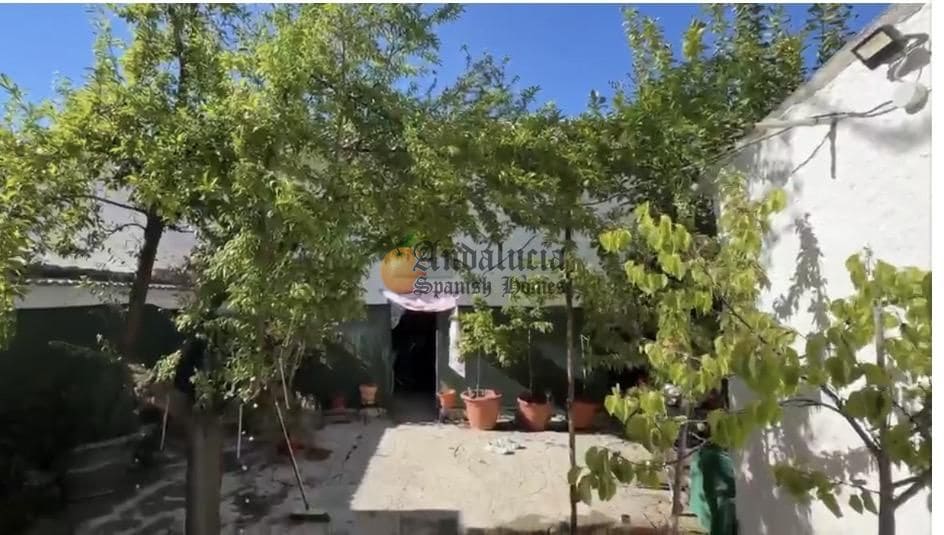 4 soverom Villa til salgs i Tocon med garasje - € 78 000 (Ref: 8167325)