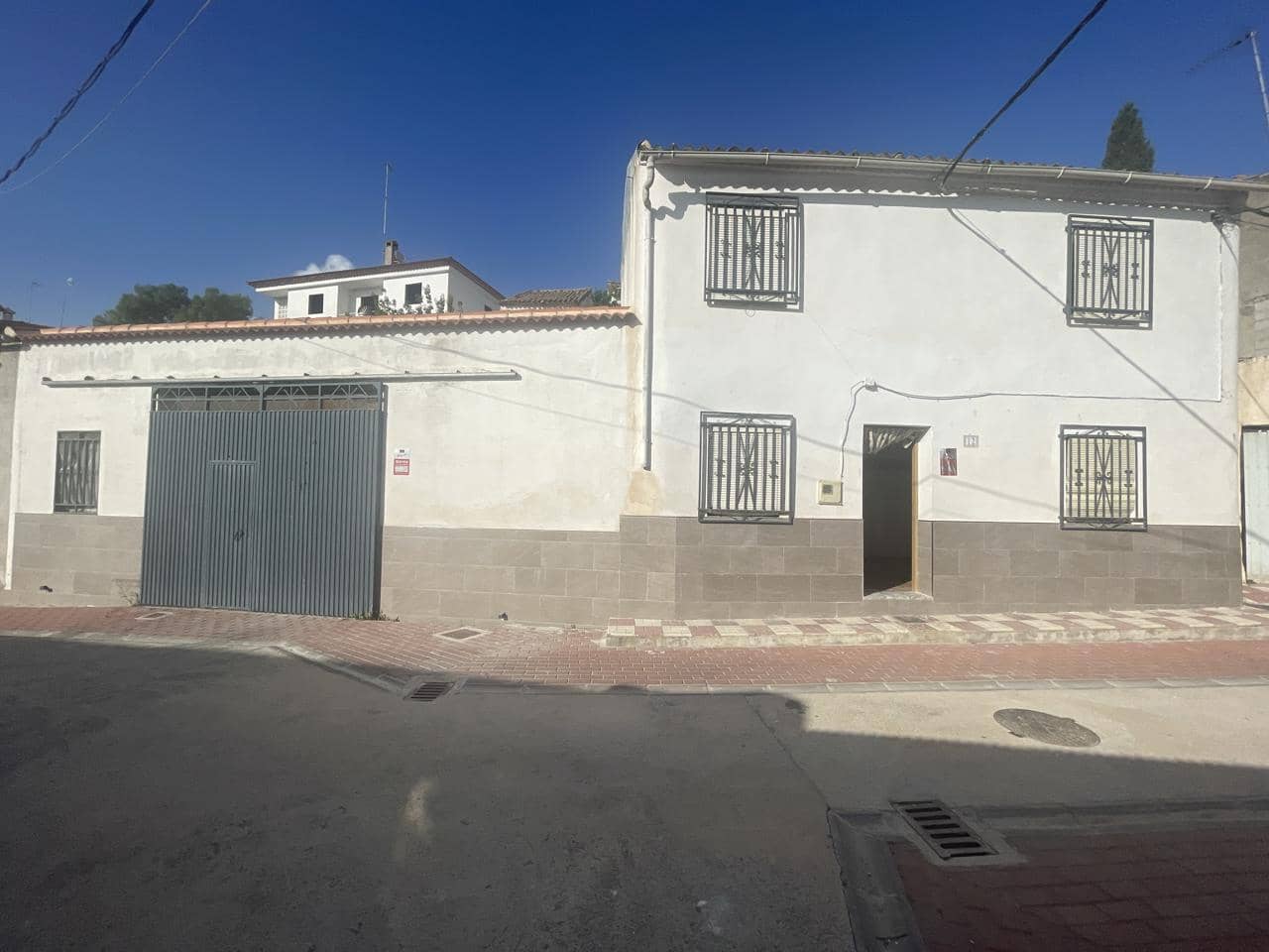 3 soveværelse Villa til salg i Moraleda de Zafayona med garage - € 65.000 (Ref: 8233863)