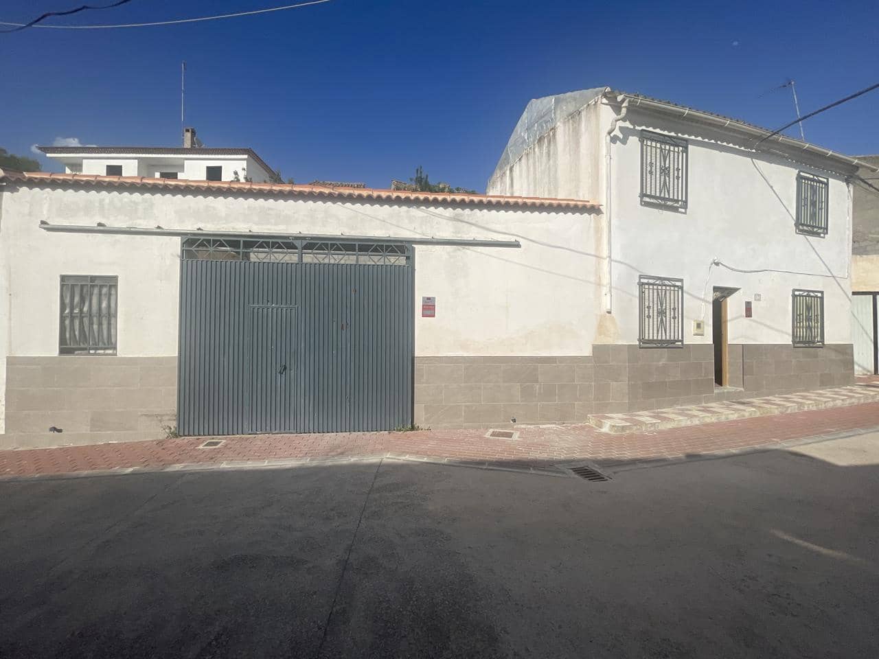 3 soveværelse Villa til salg i Moraleda de Zafayona med garage - € 65.000 (Ref: 8233863)