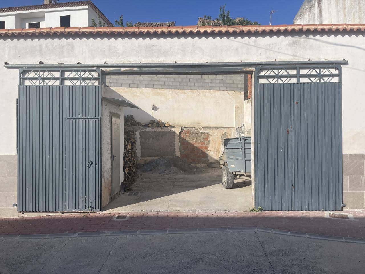 3 soveværelse Villa til salg i Moraleda de Zafayona med garage - € 65.000 (Ref: 8233863)