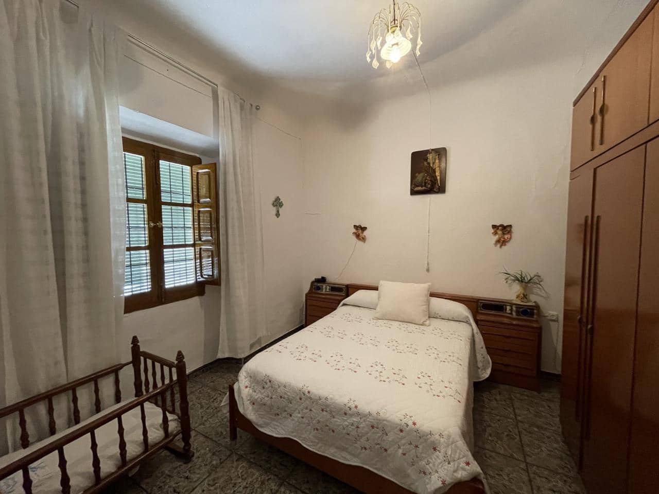 4 bedroom Villa for sale in Moraleda de Zafayona - € 62,000 (Ref: 8376380)