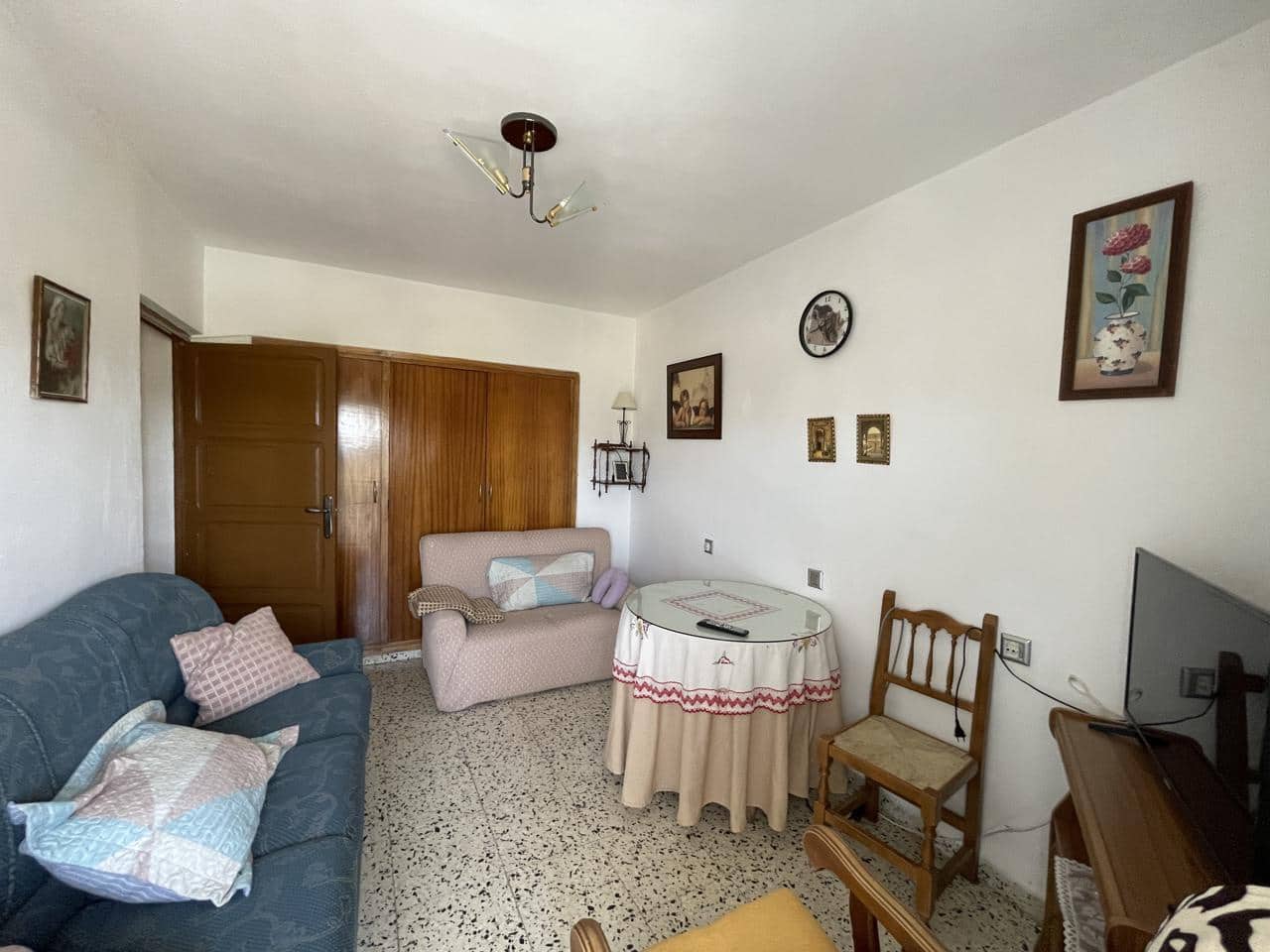 4 bedroom Villa for sale in Moraleda de Zafayona - € 62,000 (Ref: 8376380)