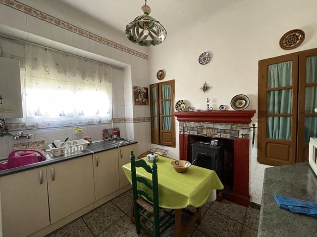 4 soveværelse Villa til salg i Moraleda de Zafayona - € 62.000 (Ref: 8376380)