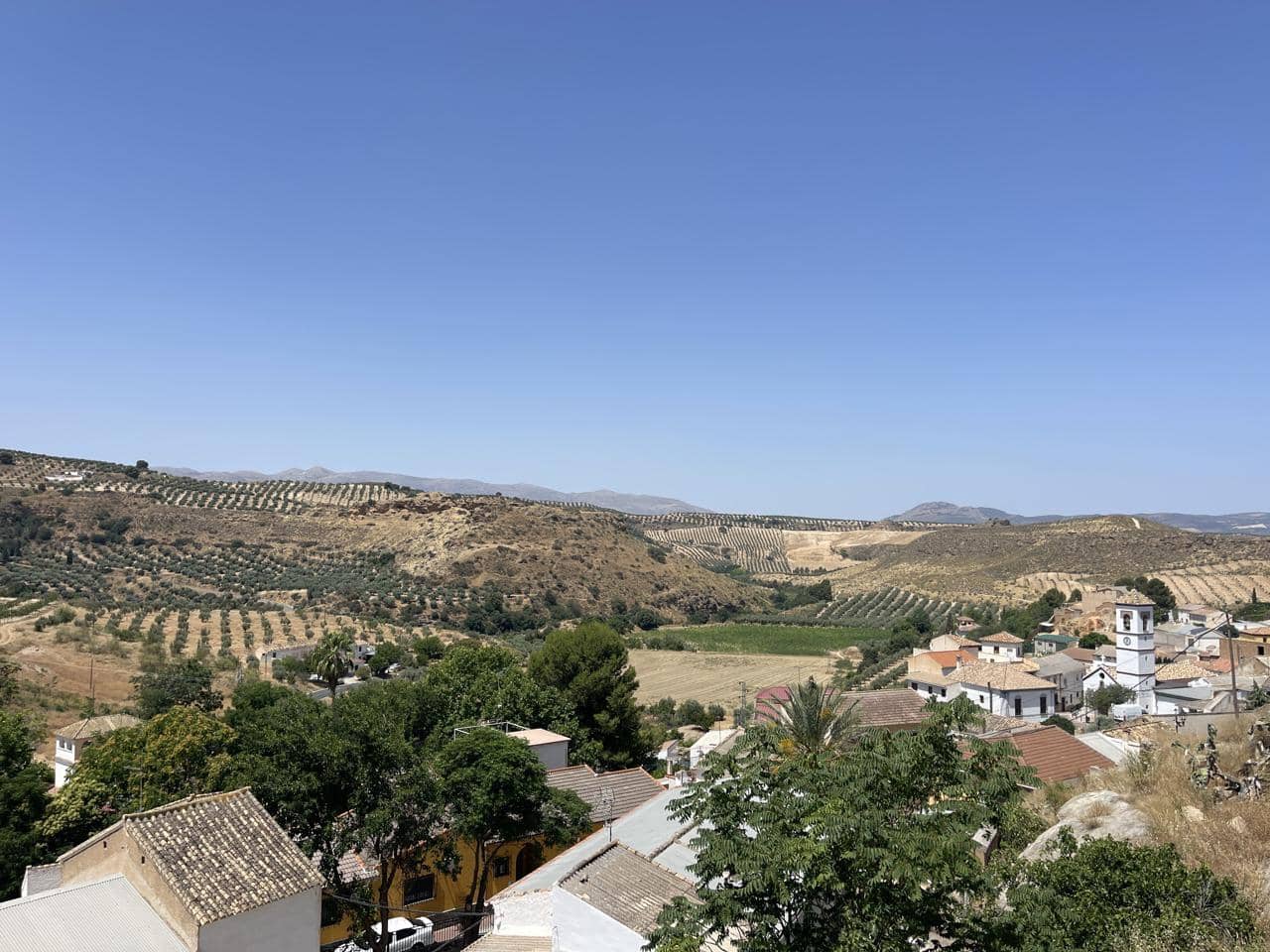 4 bedroom Villa for sale in Moraleda de Zafayona - € 62,000 (Ref: 8376380)