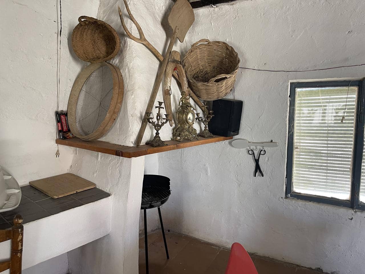 4 bedroom Villa for sale in Moraleda de Zafayona - € 62,000 (Ref: 8376380)