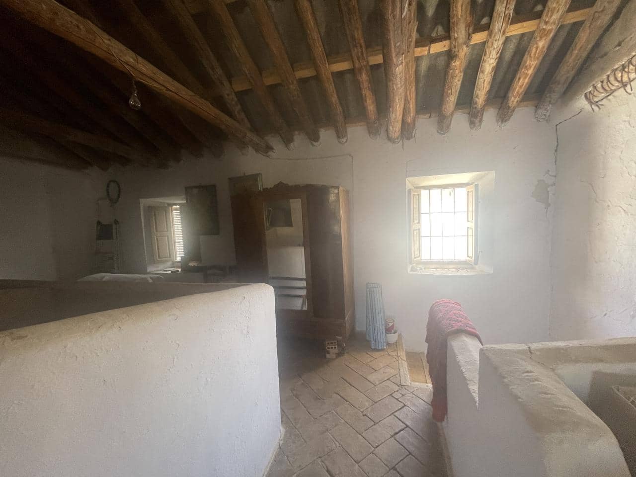 Chalet de 3 habitaciones en Cacín en venta - 60.000 € (Ref: 8411100)