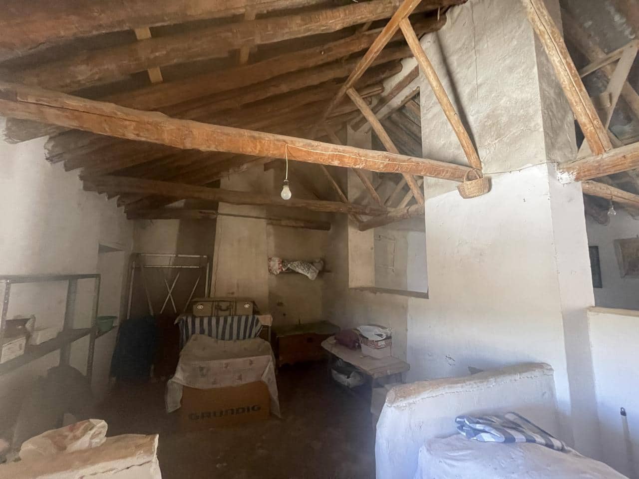 Chalet de 3 habitaciones en Cacín en venta - 60.000 € (Ref: 8411100)