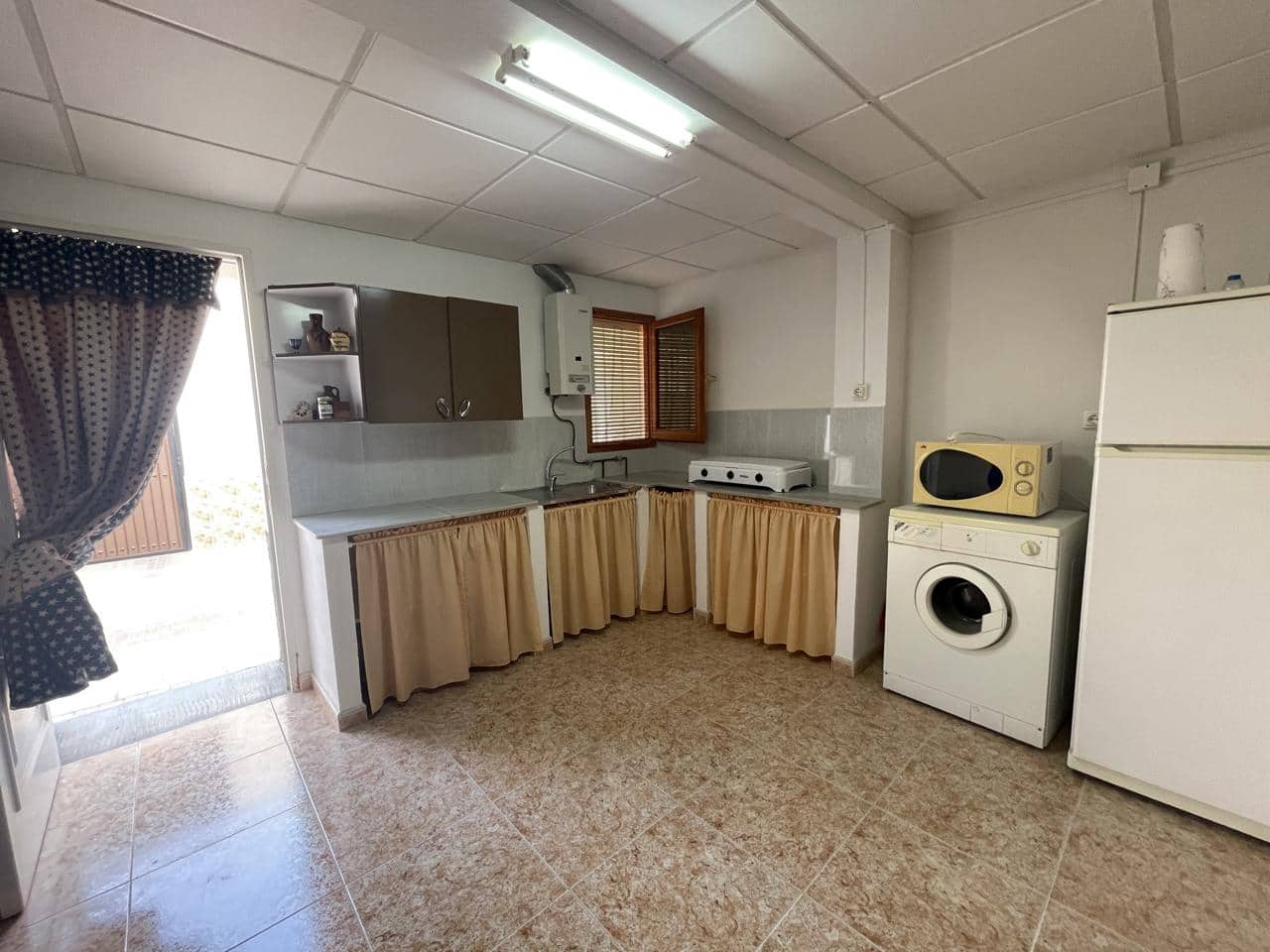 Chalet de 4 habitaciones en Cacín en venta - 45.000 € (Ref: 8484963)