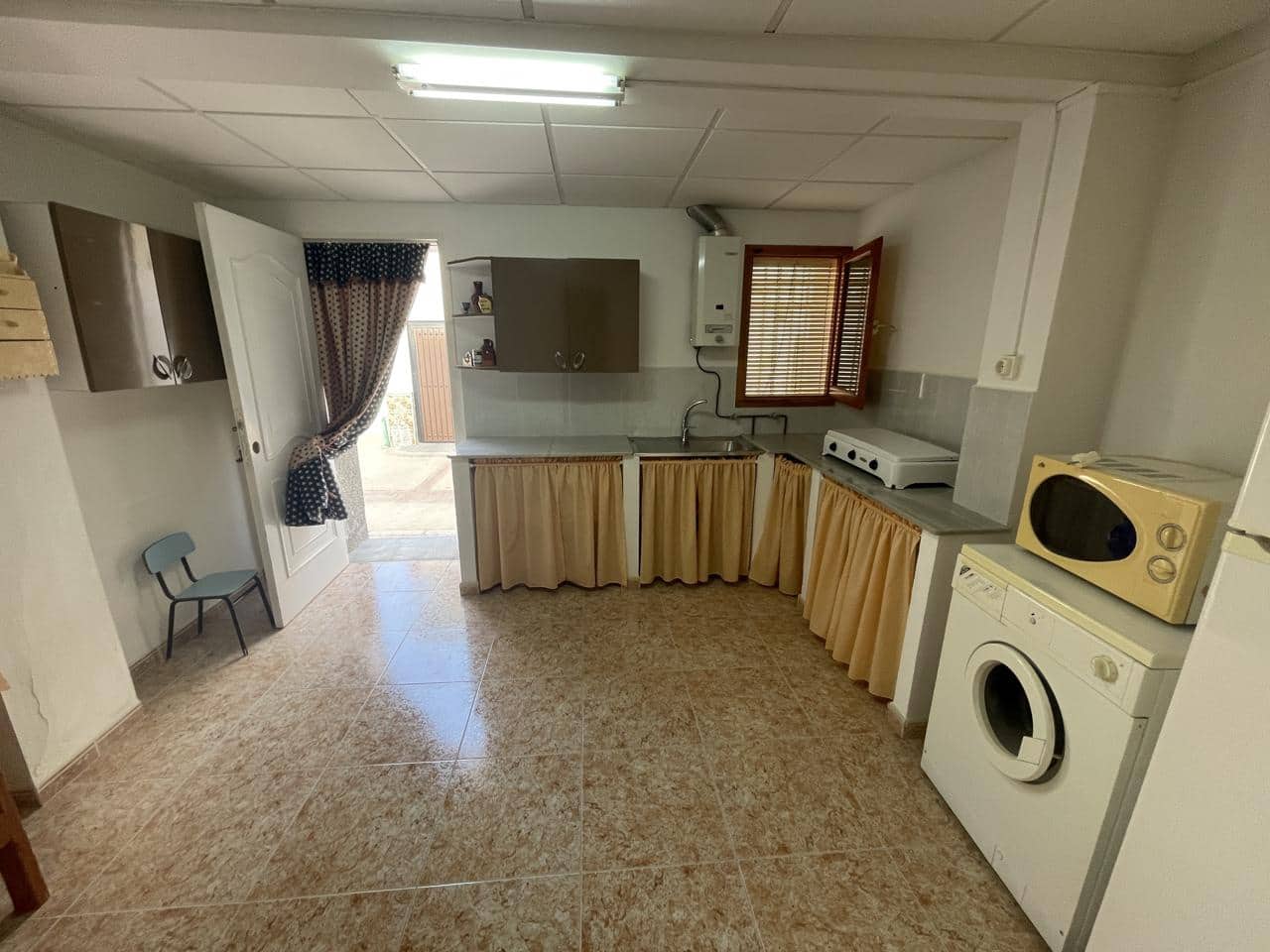Chalet de 4 habitaciones en Cacín en venta - 45.000 € (Ref: 8484963)