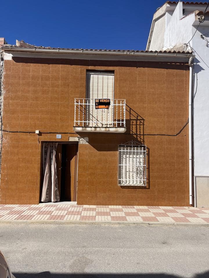3 bedroom Villa for sale in Chimeneas - € 49,500 (Ref: 8536112)