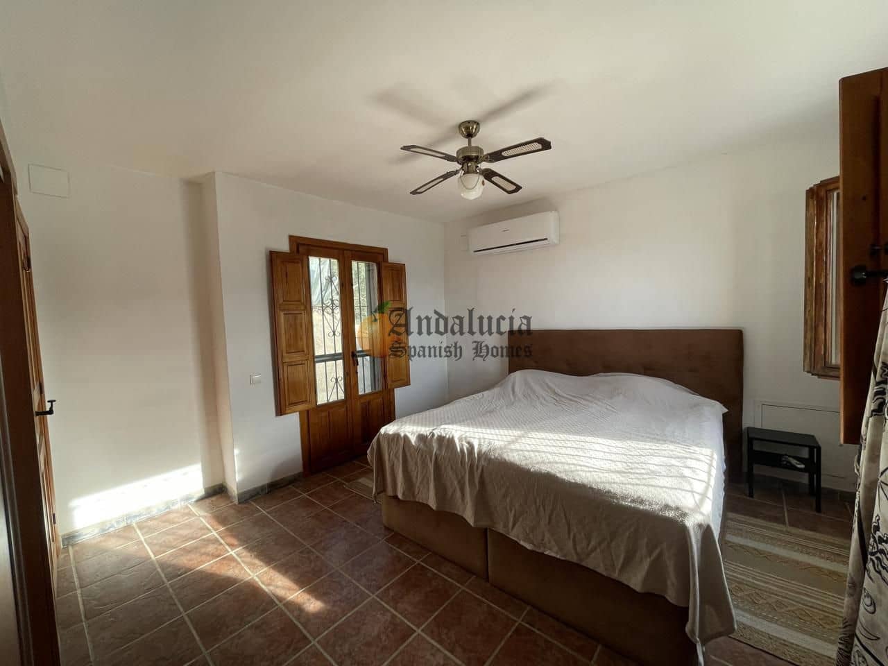 3 soveværelse Villa til salg i Salar med swimmingpool - € 250.000 (Ref: 8875393)