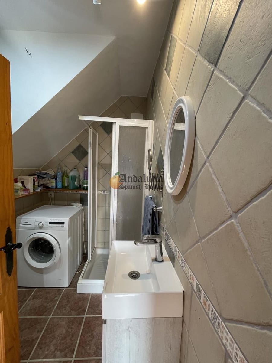 3 soveværelse Villa til salg i Salar med swimmingpool - € 250.000 (Ref: 8875393)