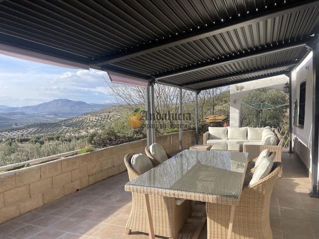 3 soveværelse Villa til salg i Salar med swimmingpool - € 250.000 (Ref: 8875393)