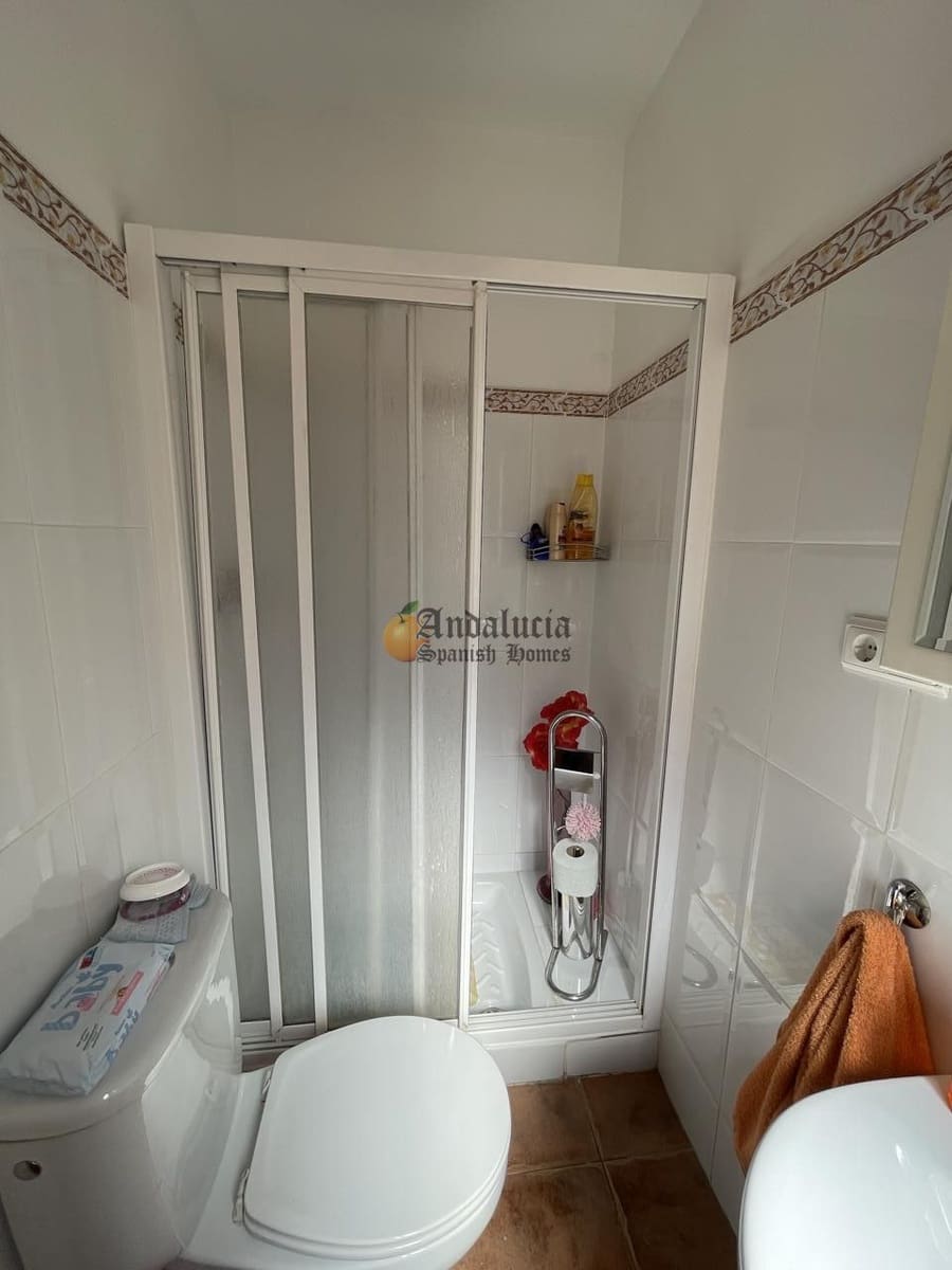 4 soveværelse Villa til salg i Moraleda de Zafayona med swimmingpool garage - € 260.000 (Ref: 8875472)