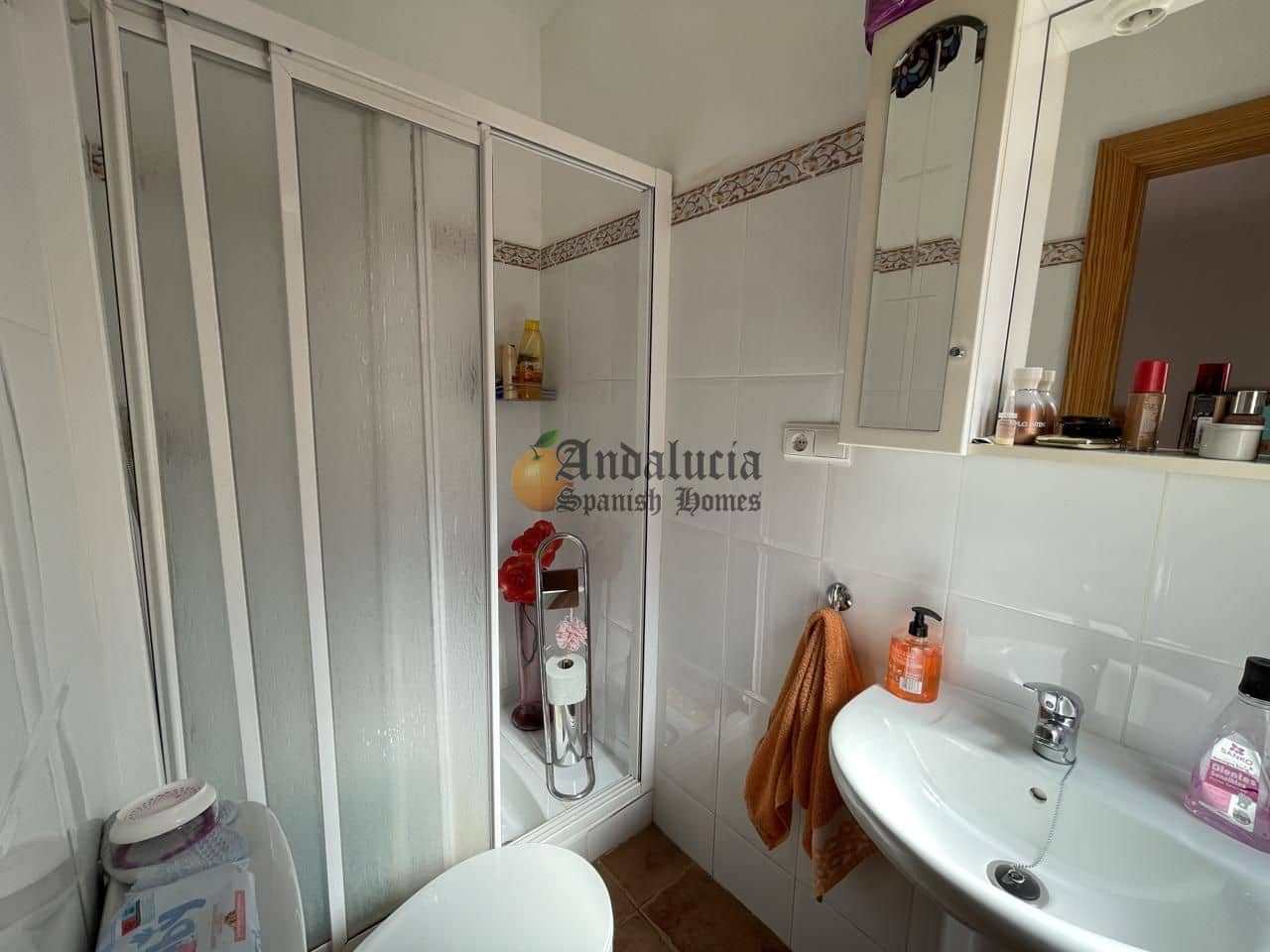 4 soveværelse Villa til salg i Moraleda de Zafayona med swimmingpool garage - € 260.000 (Ref: 8875472)