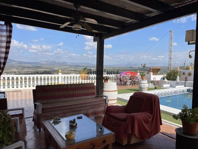 4 soveværelse Villa til salg i Moraleda de Zafayona med swimmingpool garage - € 260.000 (Ref: 8875472)