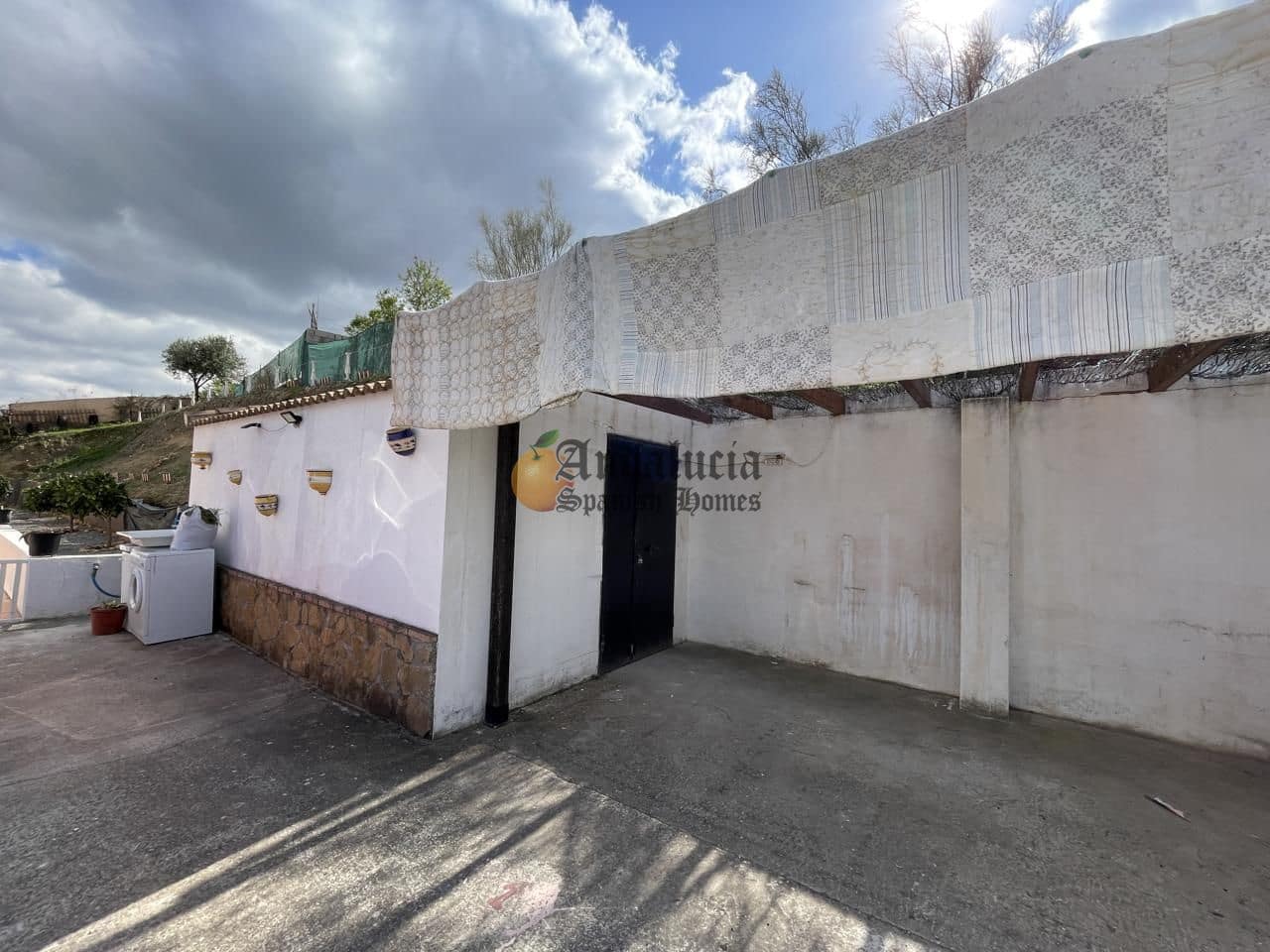 4 soveværelse Villa til salg i Moraleda de Zafayona med swimmingpool garage - € 260.000 (Ref: 8875472)