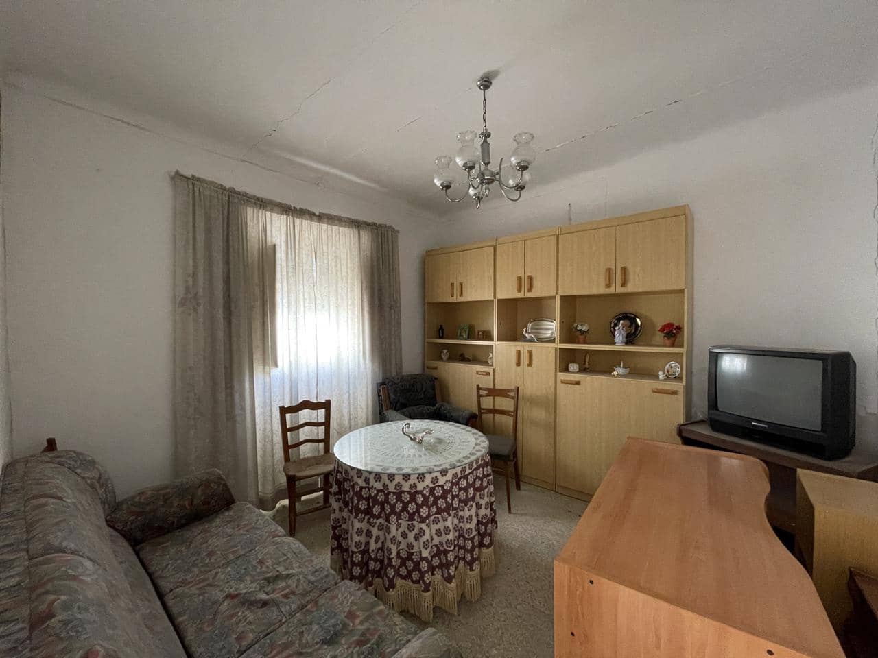 2 soveværelse Villa til salg i Moraleda de Zafayona med garage - € 50.000 (Ref: 9016730)