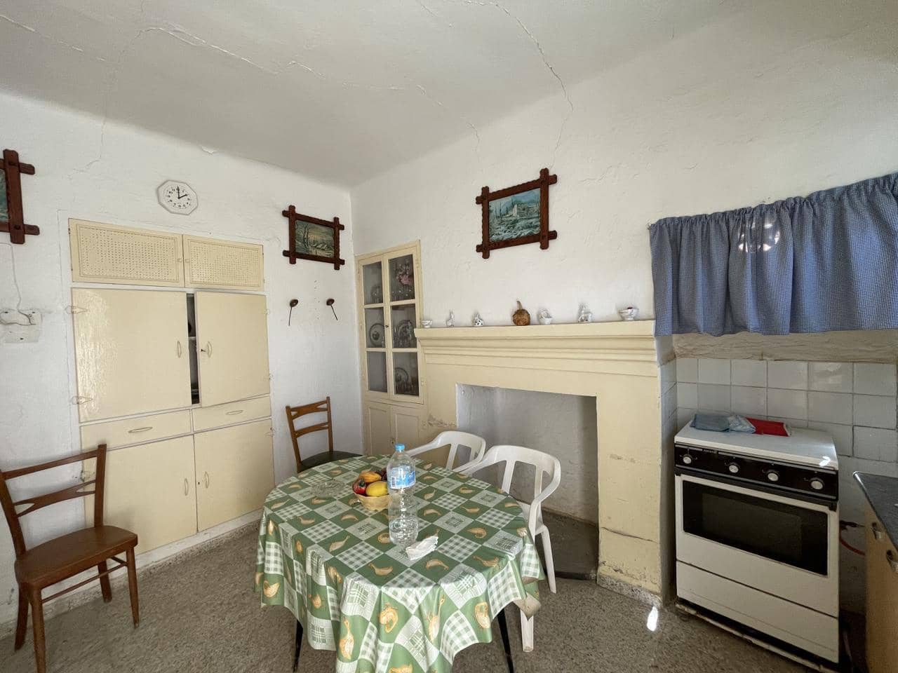 2 soveværelse Villa til salg i Moraleda de Zafayona med garage - € 50.000 (Ref: 9016730)