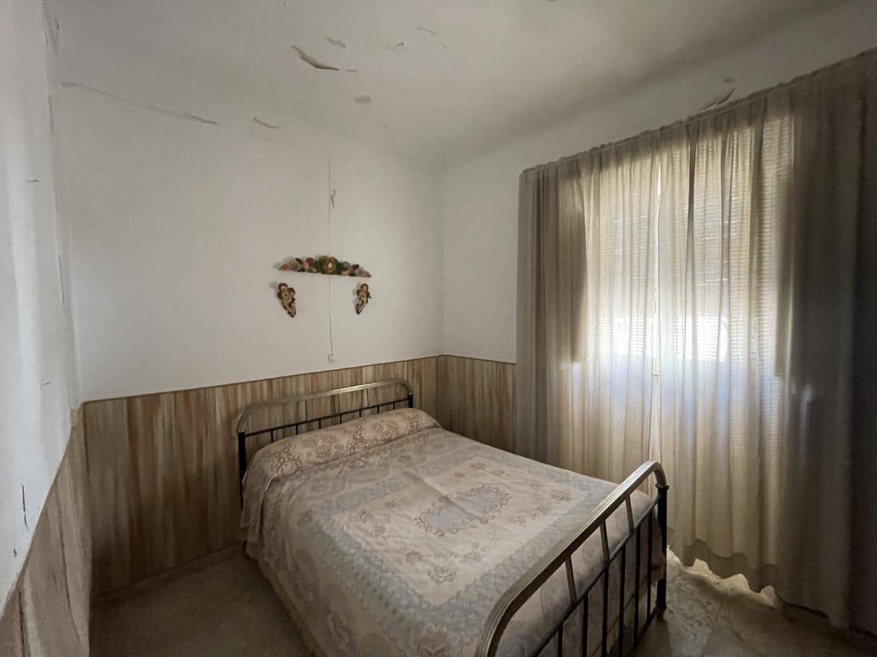 2 soveværelse Villa til salg i Moraleda de Zafayona med garage - € 50.000 (Ref: 9016730)