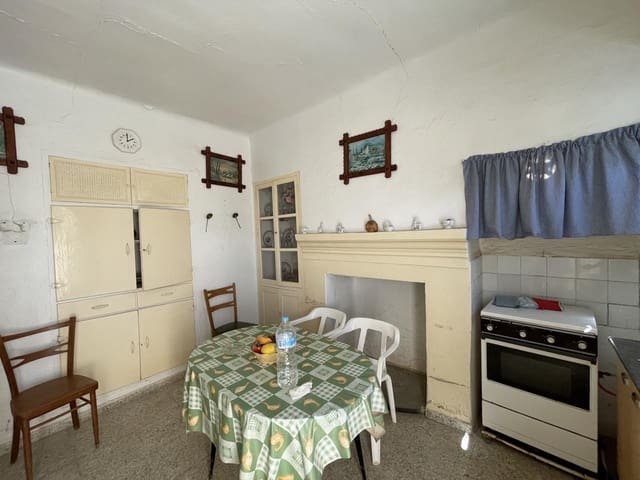 2 soveværelse Villa til salg i Moraleda de Zafayona med garage - € 50.000 (Ref: 9016730)