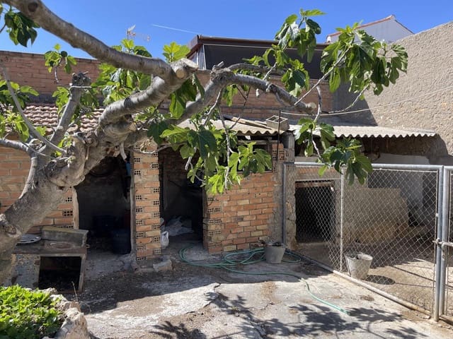 2 soveværelse Villa til salg i Moraleda de Zafayona med garage - € 50.000 (Ref: 9016730)