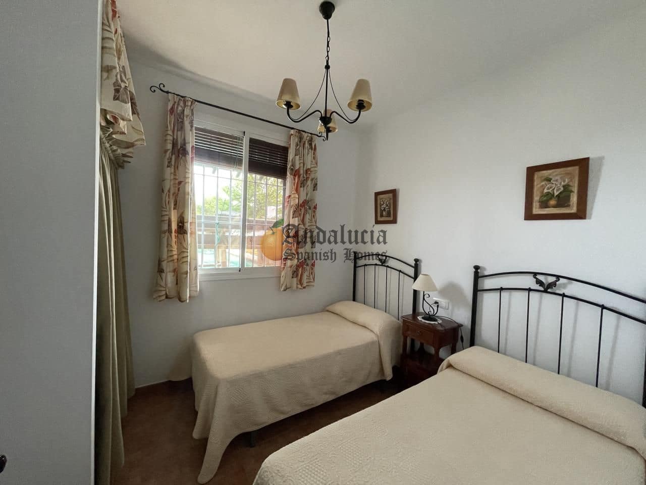 4 soveværelse Villa til salg i Montefrio med swimmingpool - € 390.000 (Ref: 9058666)