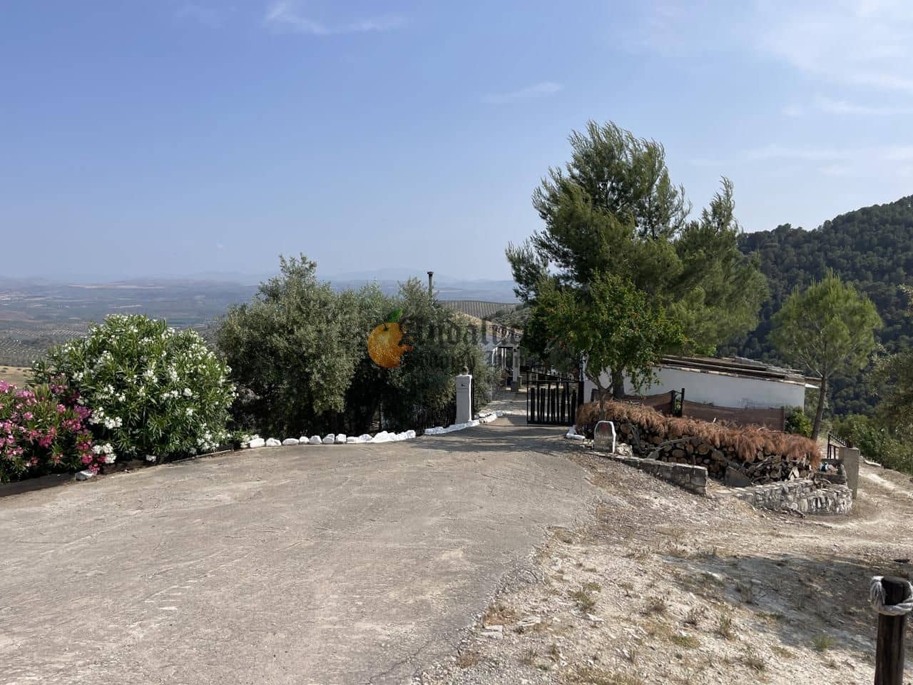 4 soveværelse Villa til salg i Montefrio med swimmingpool - € 390.000 (Ref: 9058666)